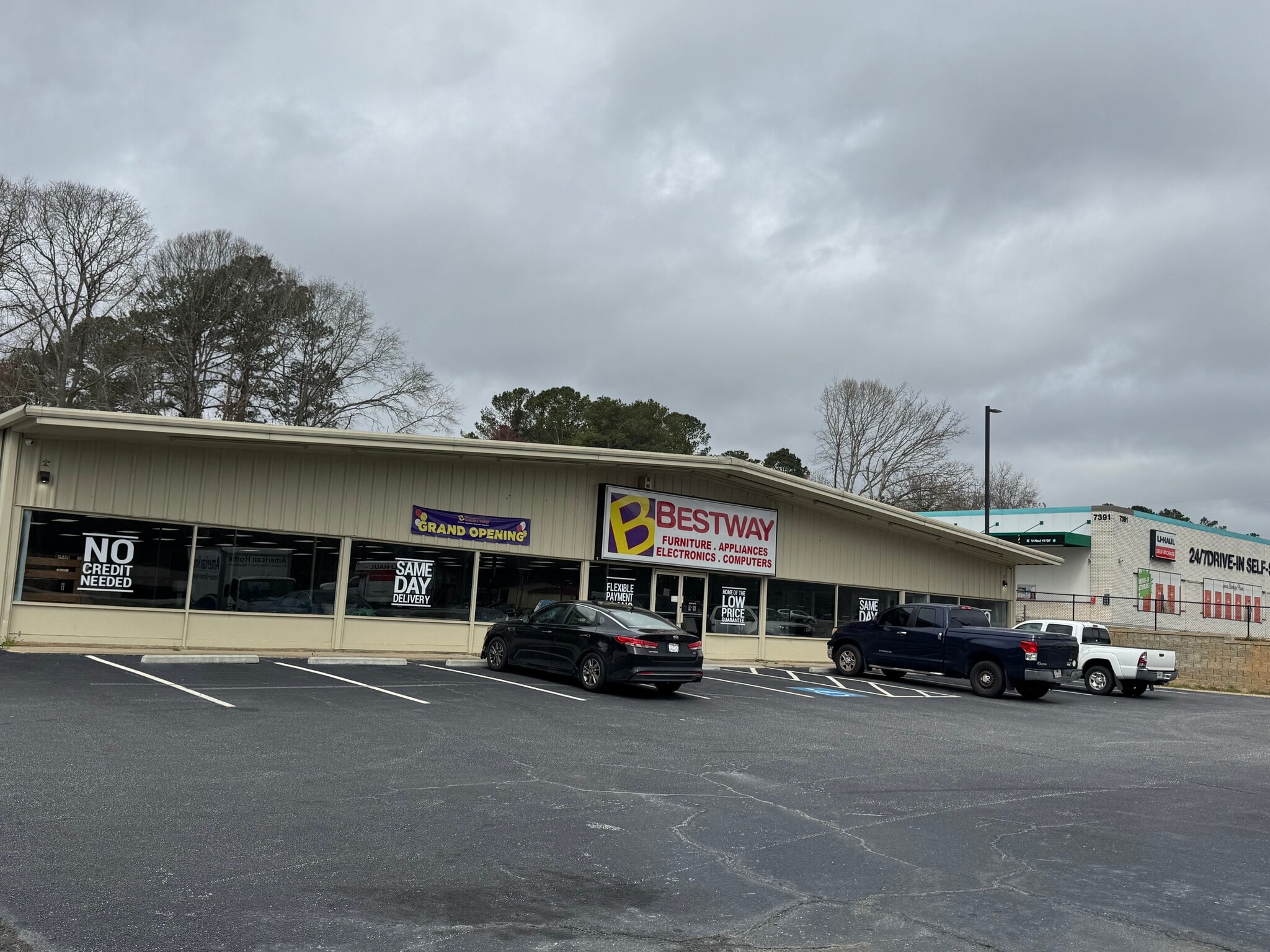 7401 Tara Blvd, Jonesboro, GA for Sale
