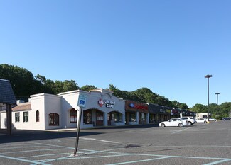 Clementon, NJ Storefront Retail/Office - 2001 College Dr