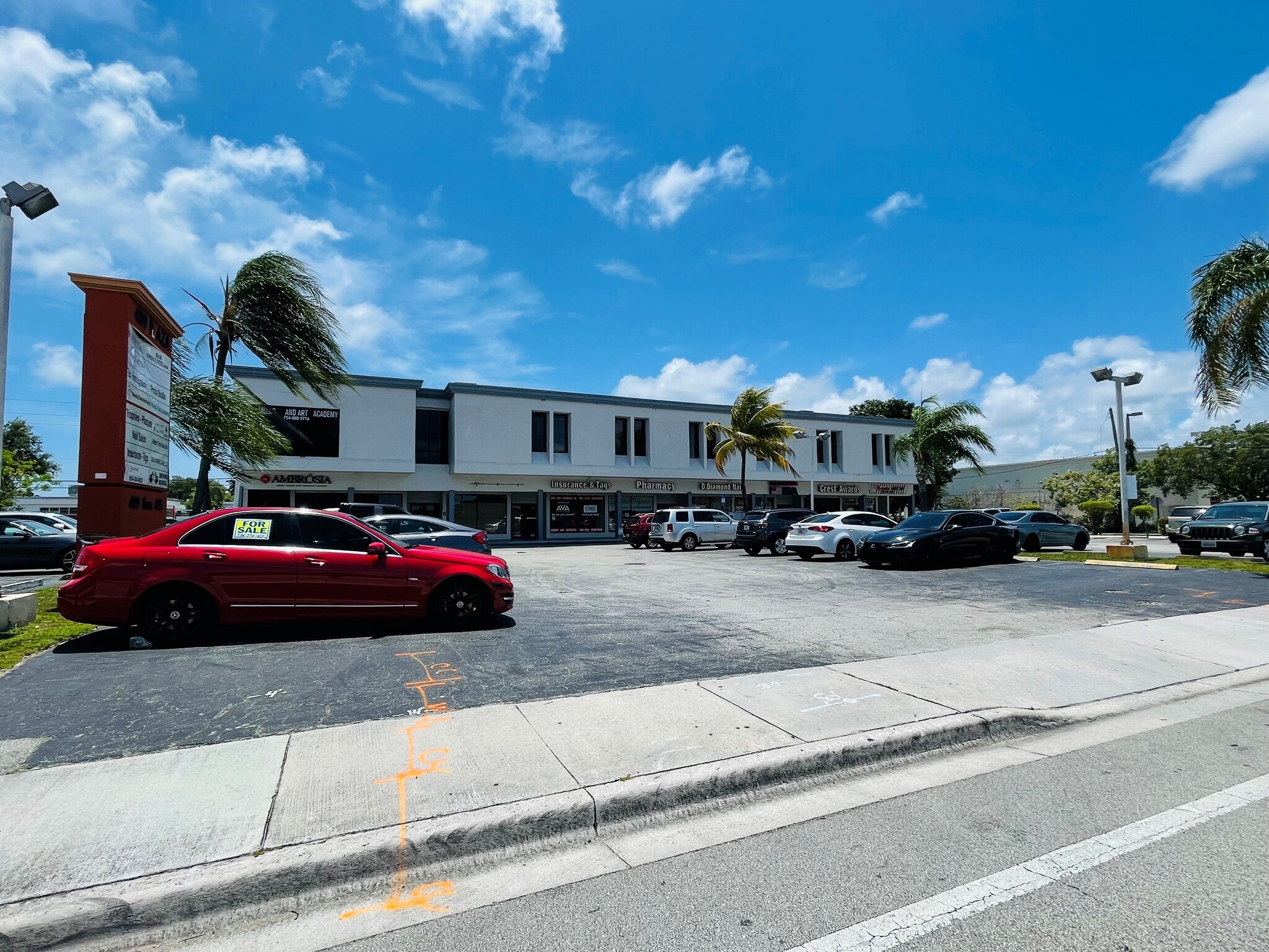 429 W Hallandale Beach Blvd, Hallandale, FL for Rent