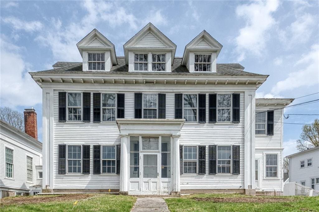 2 Elm St, Westerly, RI for Sale
