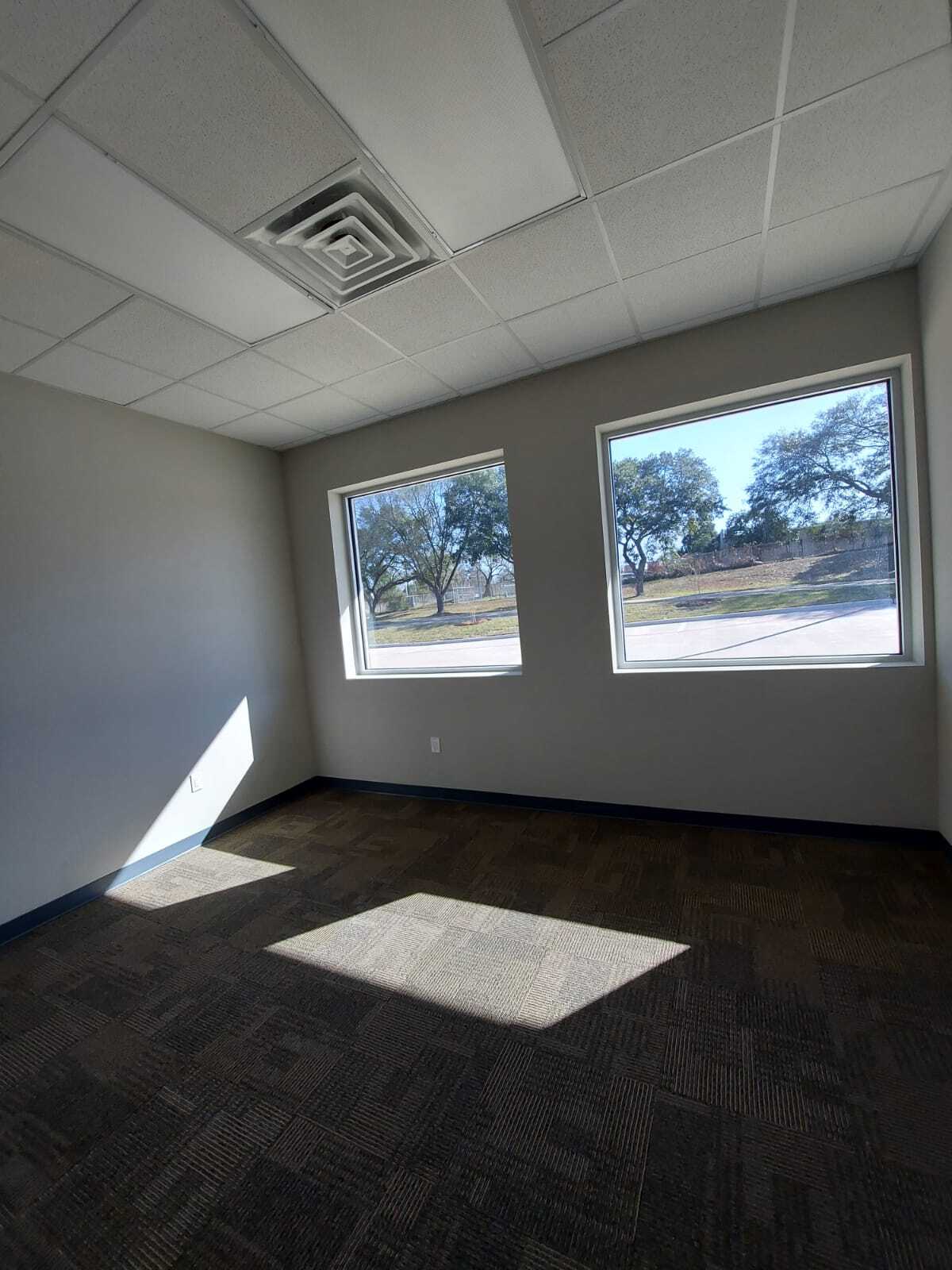 infinity tree service dallas texas on 2519 N Frazier Rd Conroe Tx 77303 Flex Property For Lease On Showcase Com