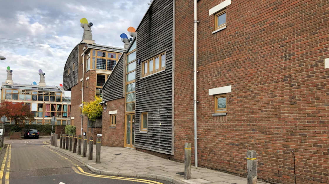 24 Helios Rd, Wallington, SRY for Rent