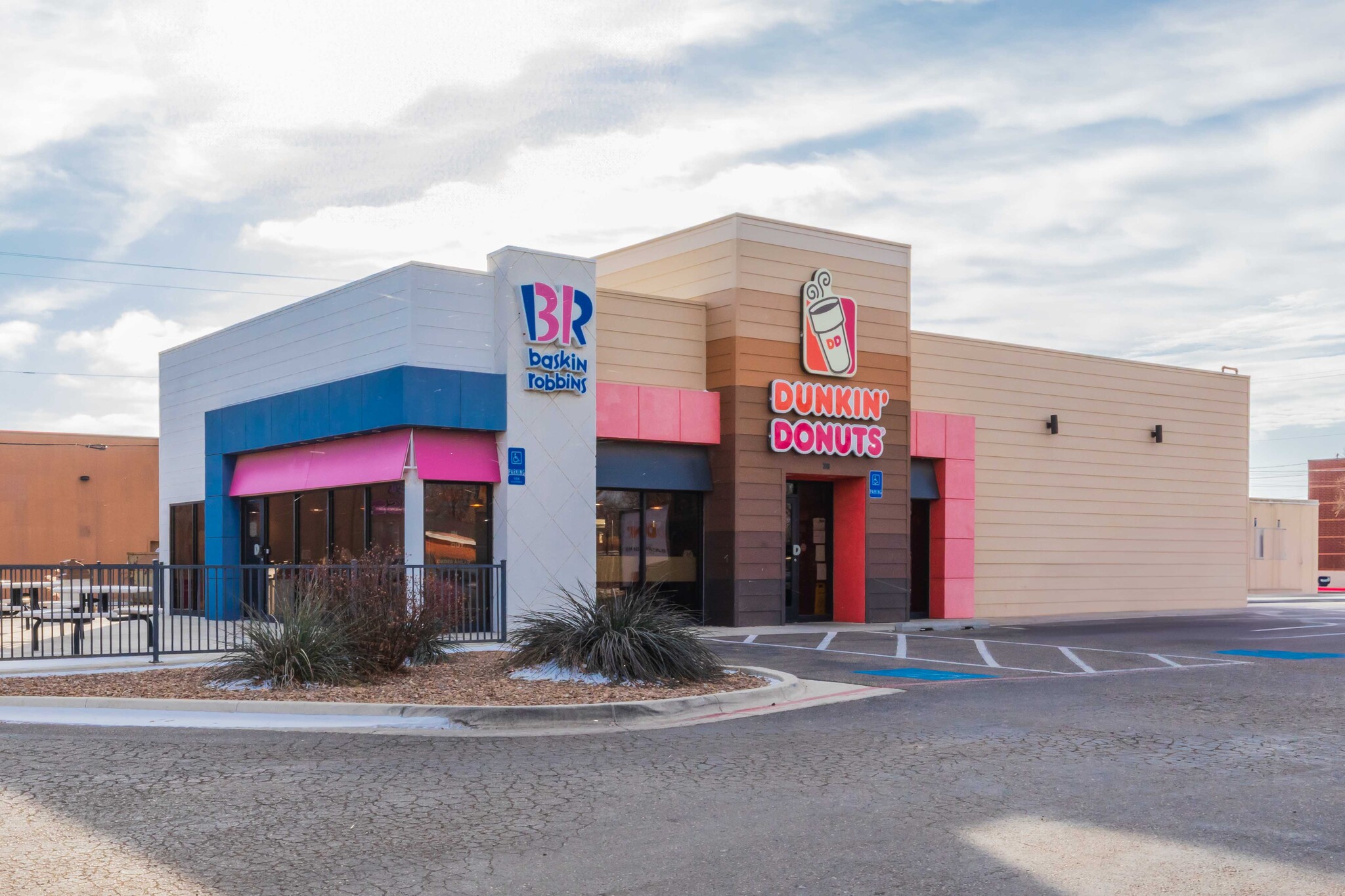 2823 S Western St, Amarillo, TX for Rent