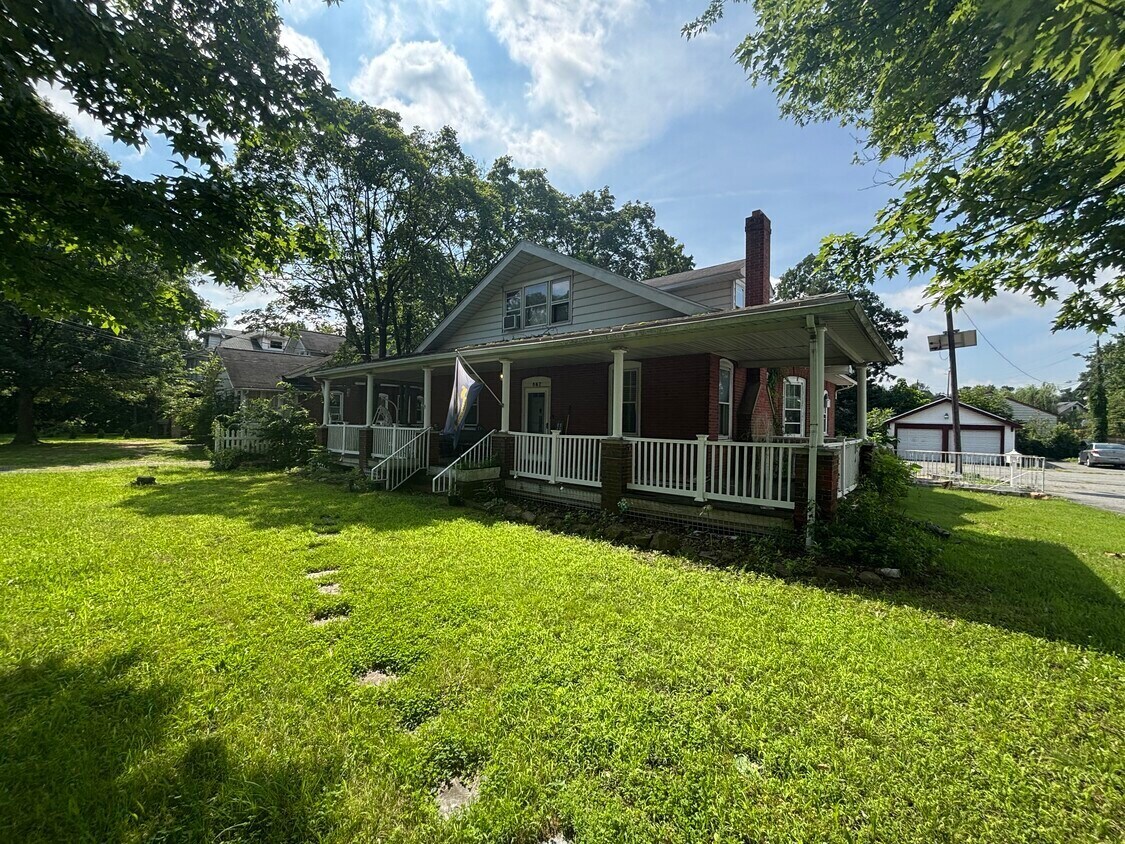 867-869 Beverly Rd, Burlington, NJ for Sale