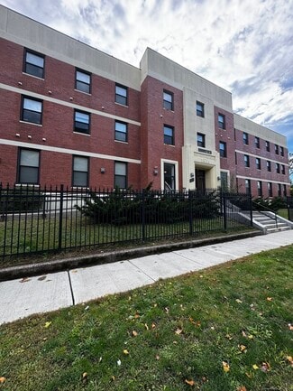 New Haven, CT Apartments - 1435 State St New Haven, CT Apartments - 1435 State St
