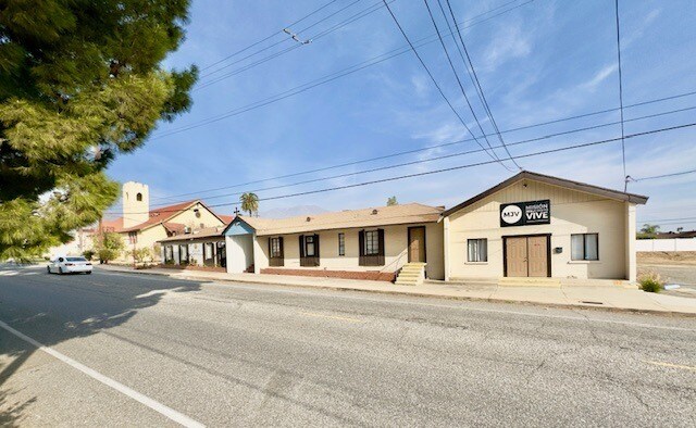 6979 Palm Ave, Highland, CA for Sale