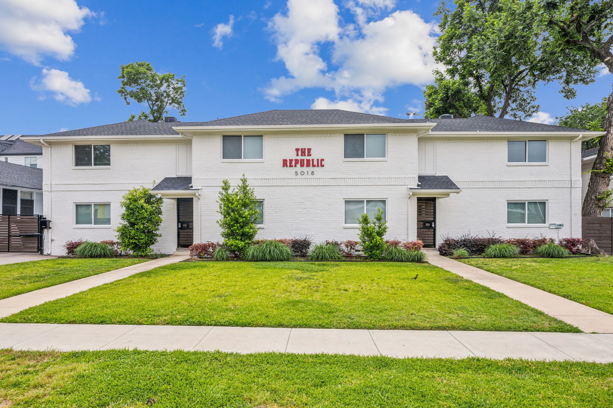 5018 San Jacinto St, Dallas, TX for Sale