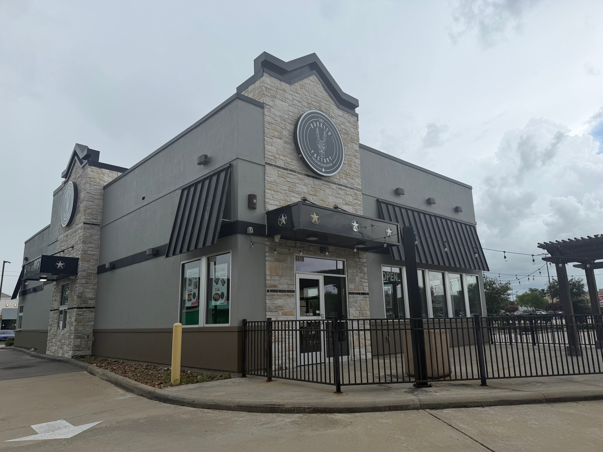 4019 Red Bluff Rd, Pasadena, TX for Rent