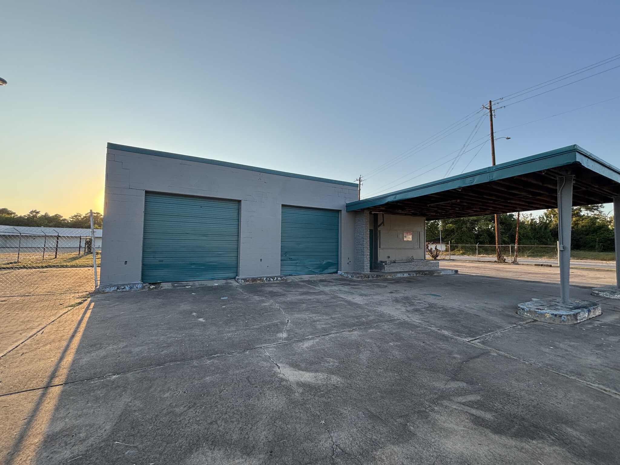 10039 Homestead Rd, Houston, TX for Rent