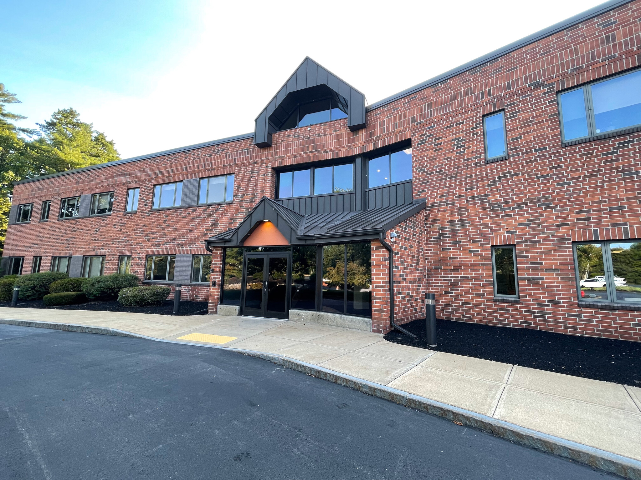 5 Commerce Park, Bedford, NH for Rent