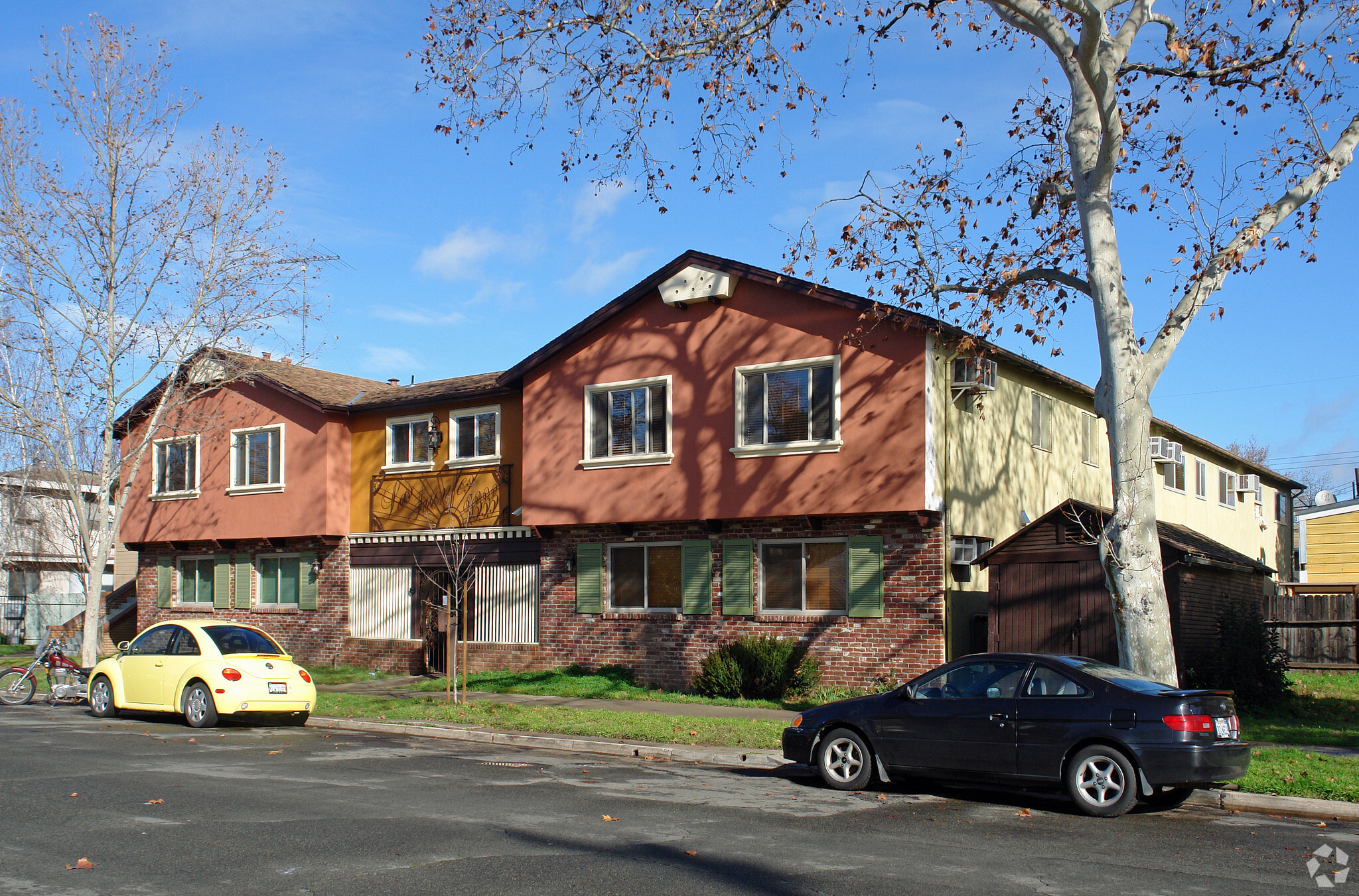 3333 W St, Sacramento, CA for Sale