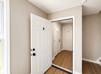 Nashville, TN Apartments - 120 Cross Timbers Dr