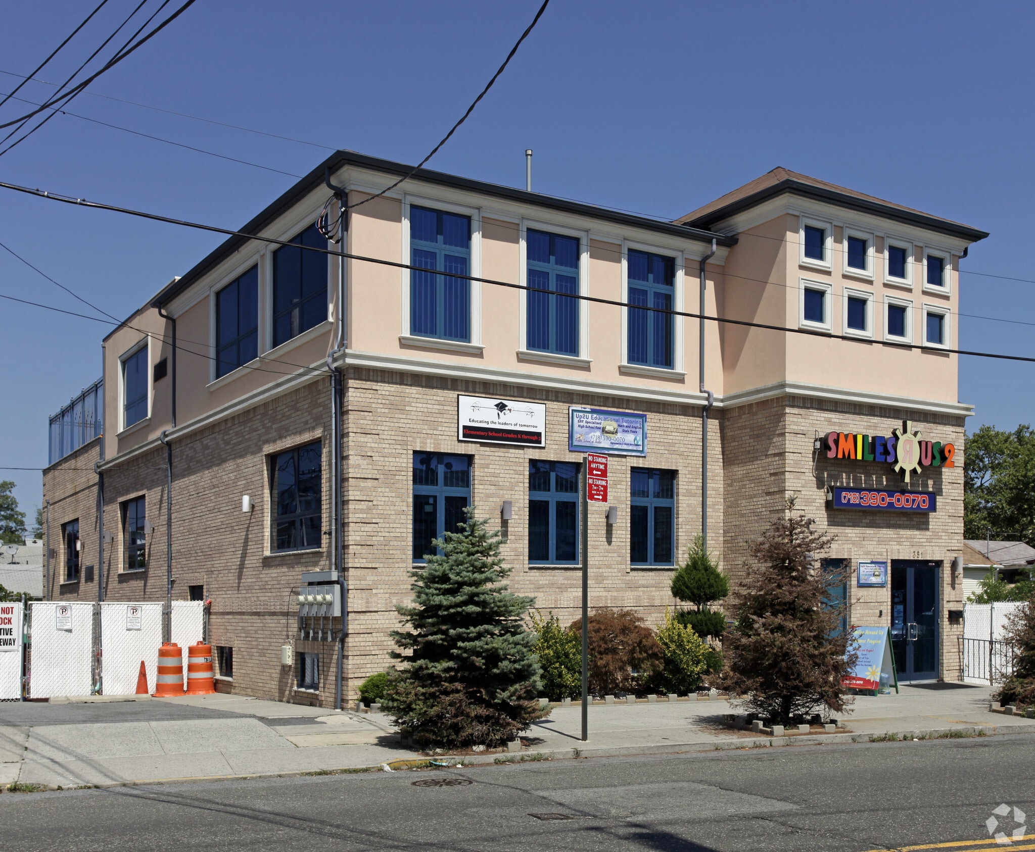 351 Sand Ln, Staten Island, NY for Sale