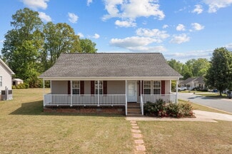Elon, NC Residential Income - 701 Bob Baxter Dr