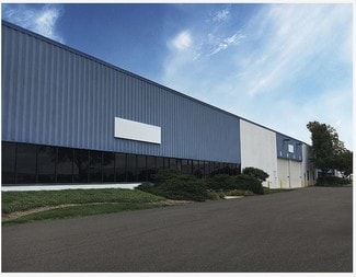 Des Plaines, IL Industrial - 201 W Oakton St
