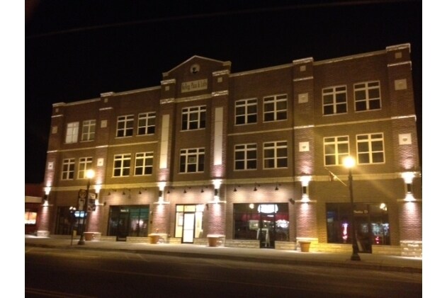1114 Commercial St, Emporia, KS for Rent