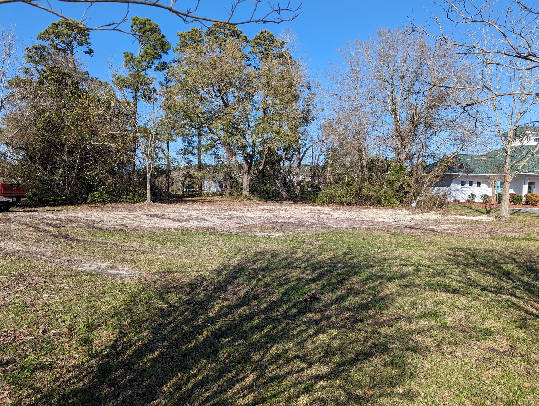 100 Leslie Ln, Swansboro, NC for Sale