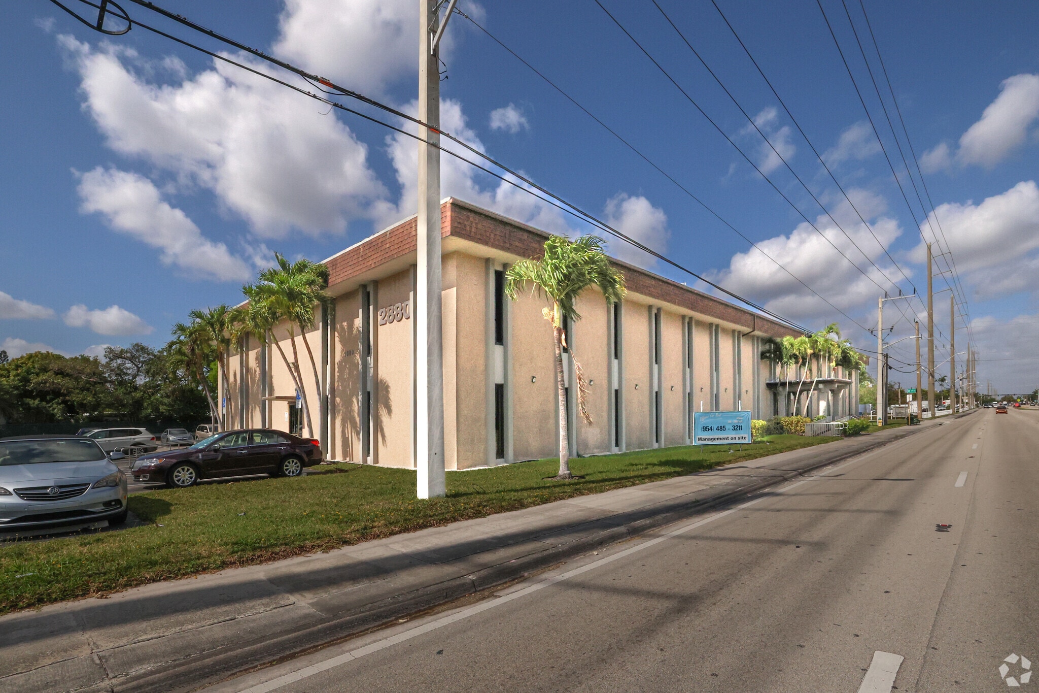 2880 W Oakland Park Blvd, Fort Lauderdale, FL for Rent