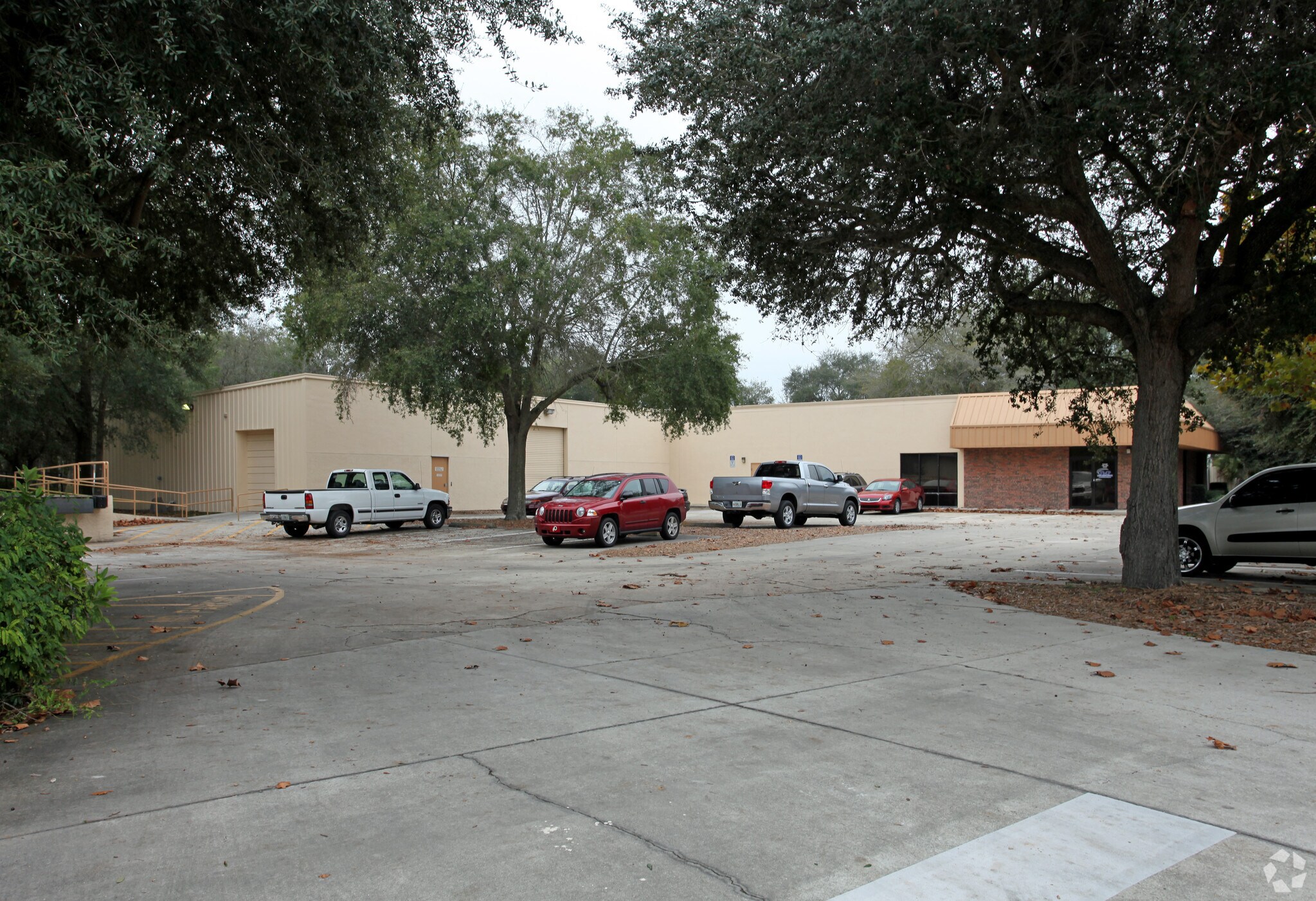 555 Dog Track Rd Longwood, FL 32750 Industrial Property for Lease on