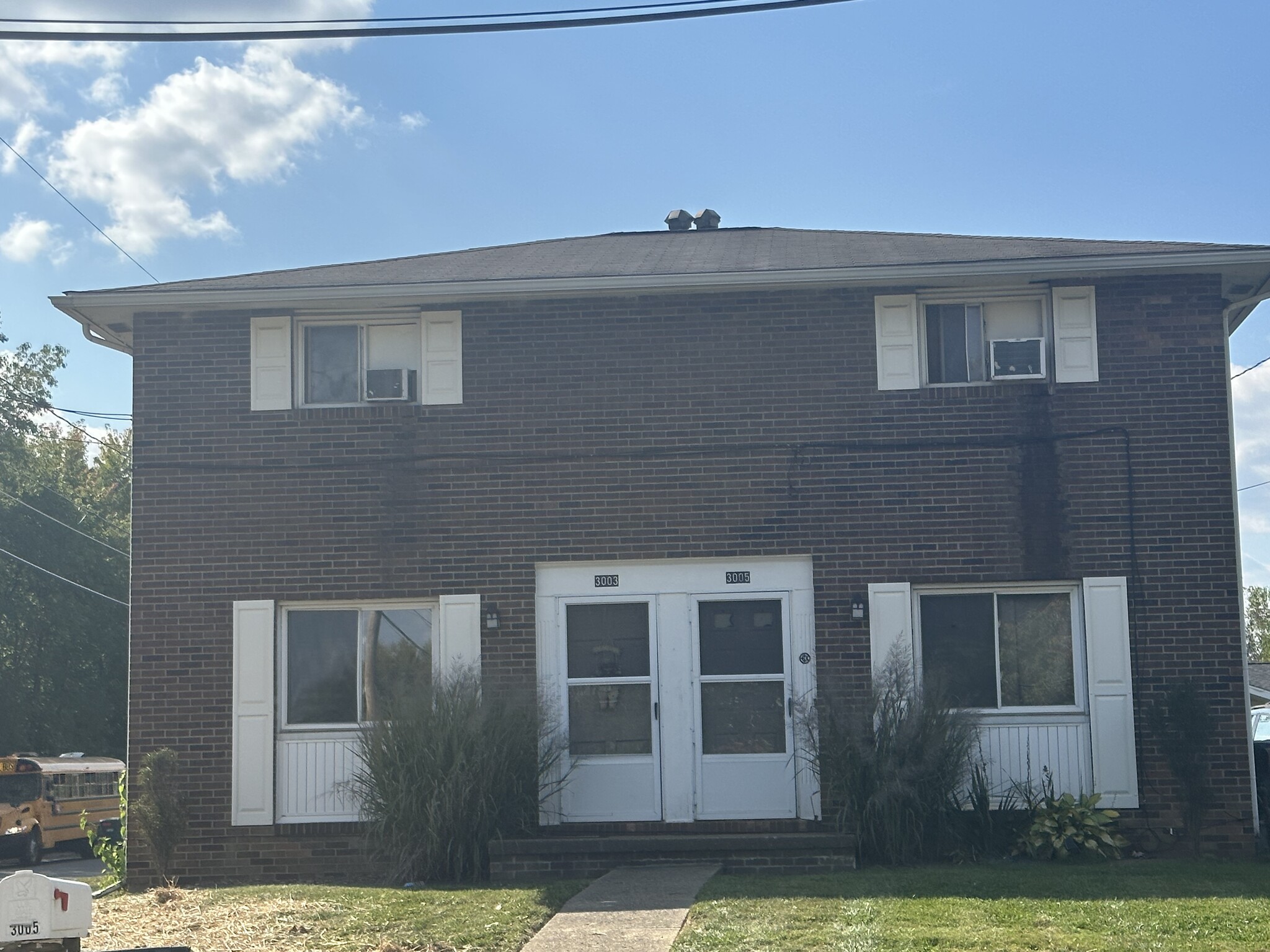 3003-3005 Coventry Blvd NE, Canton, OH for Sale
