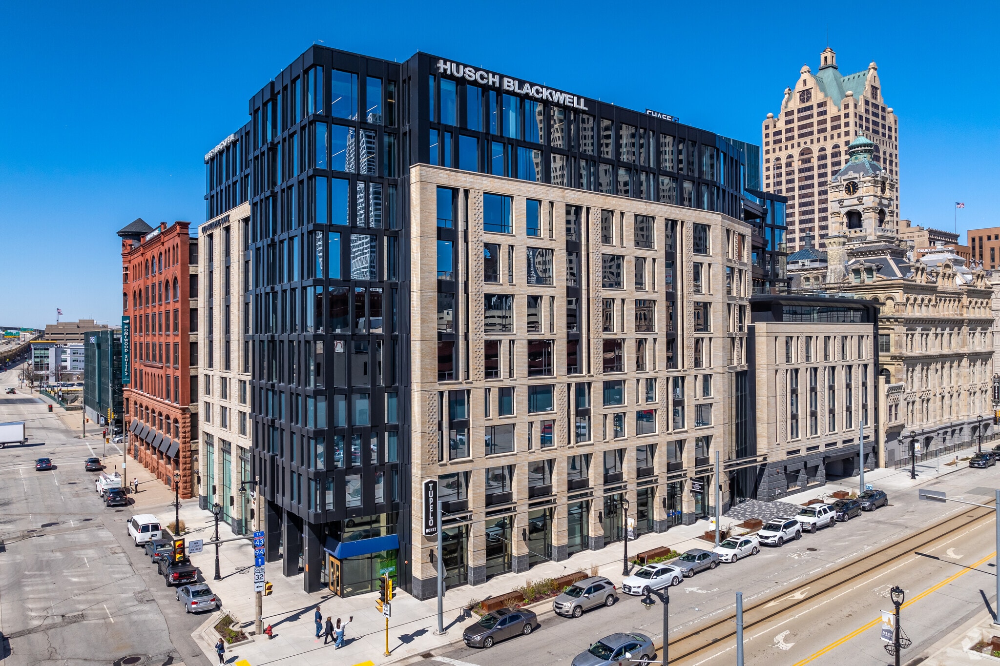 511 N Broadway, Milwaukee, WI for Rent