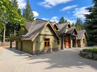 Whistler, BC Hospitality - 3012 Alpine Cres