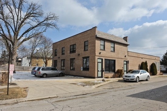 2132 Green Bay Rd, Highland Park, IL for Rent