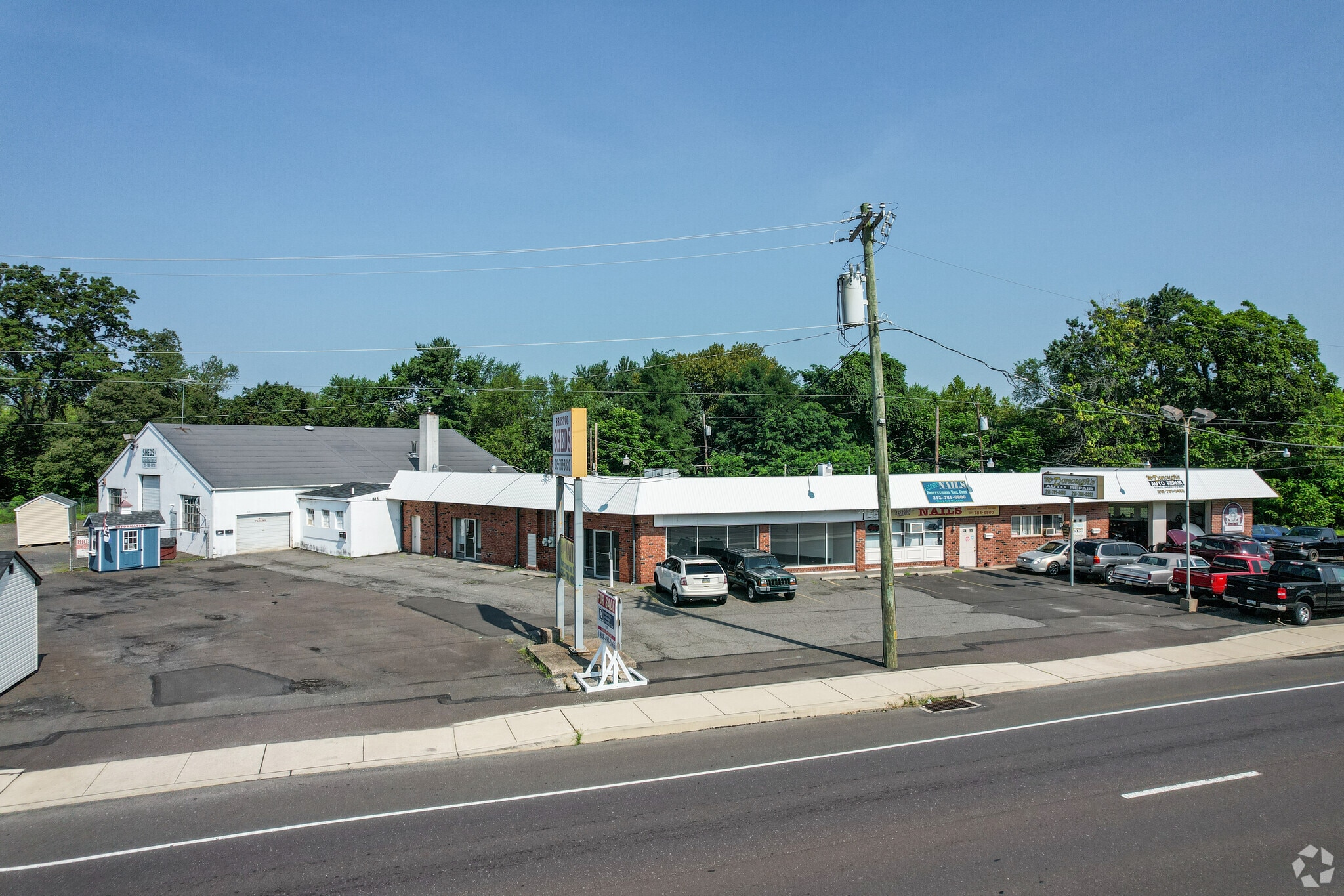 821 Bristol Pike Bristol, PA 19007 Retail Property for Sale on
