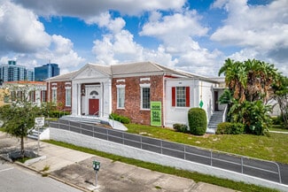 West Palm Beach, FL Flex - 825 Fern St