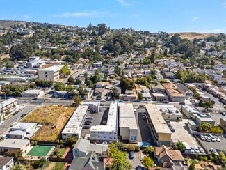 Oakland, CA Apartments - 7975-8005 MacArthur Blvd