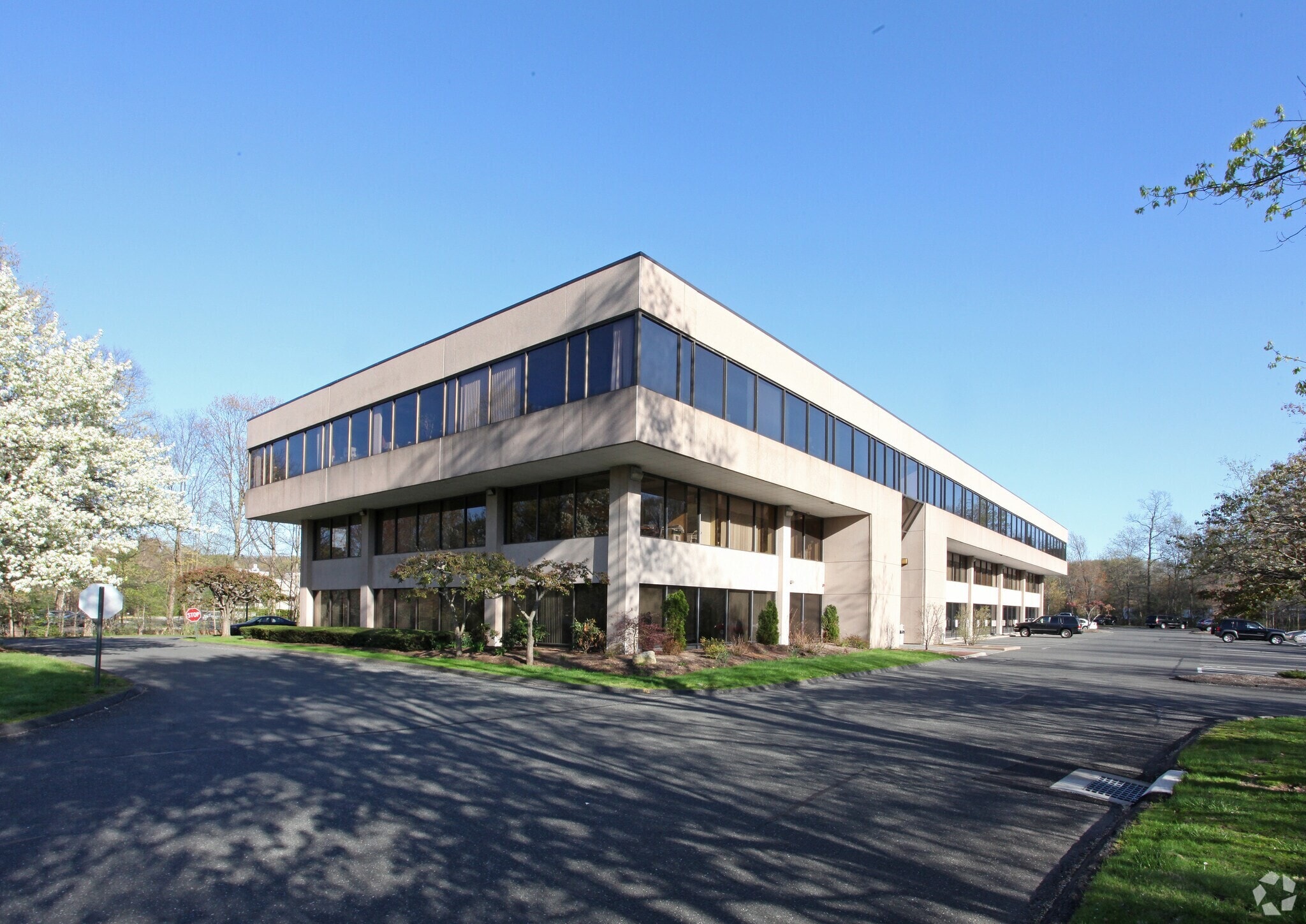 231 Farmington Ave, Farmington, CT for Sale
