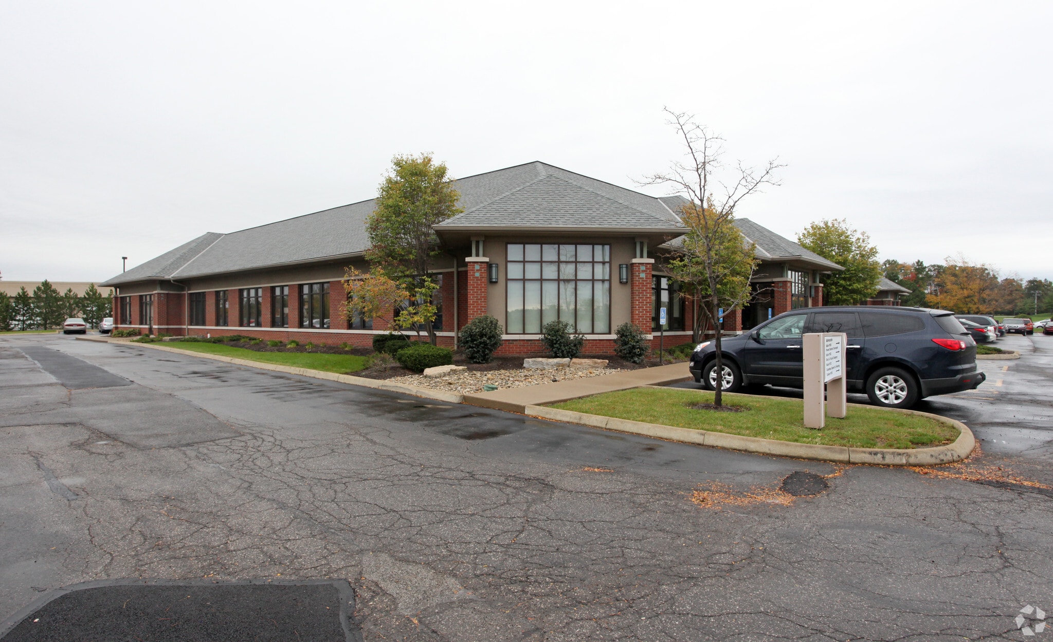 10567 Sawmill Pky, Powell, OH for Rent