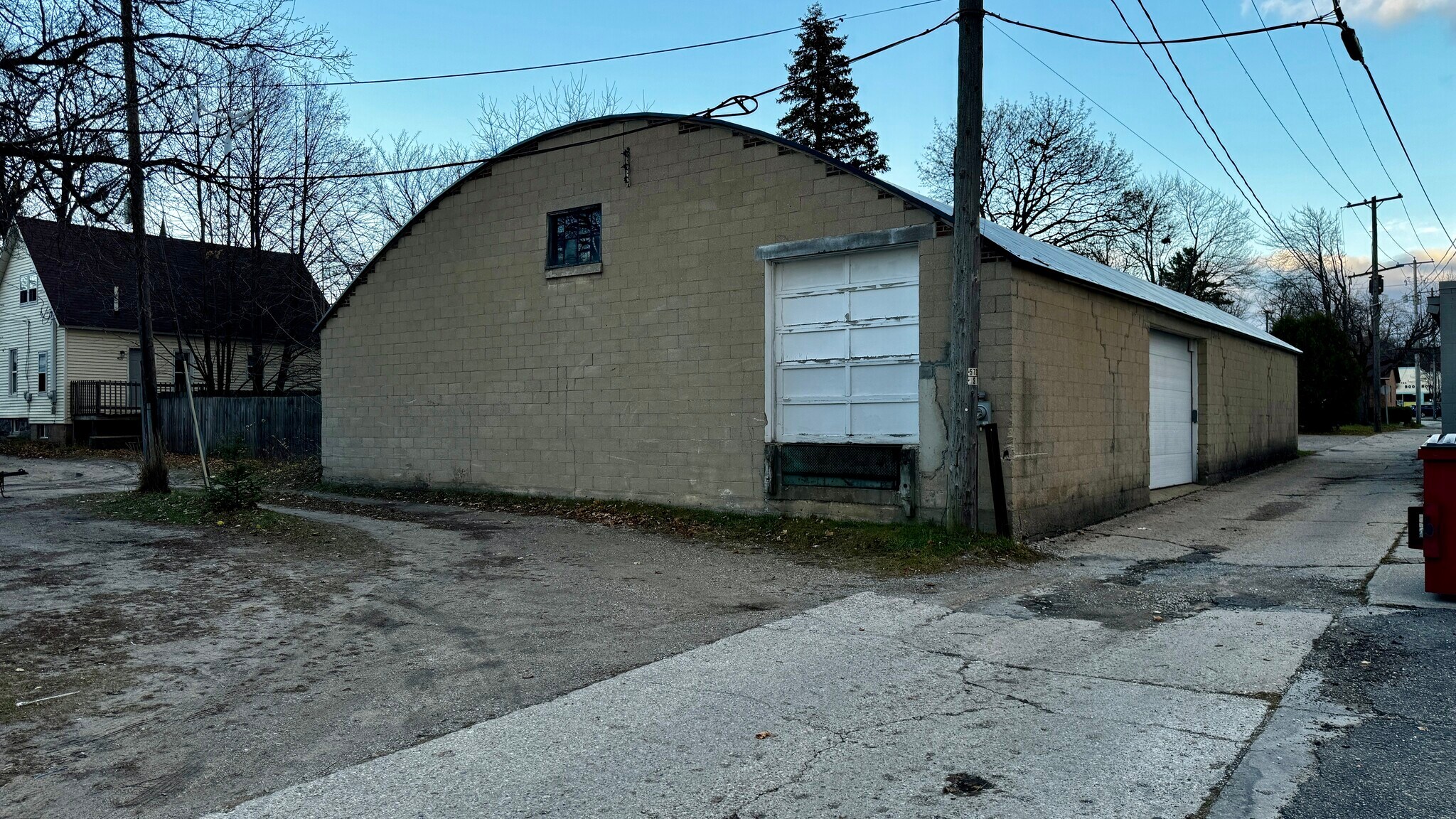 115 1/2 E Nelson St, Cadillac, MI for Sale