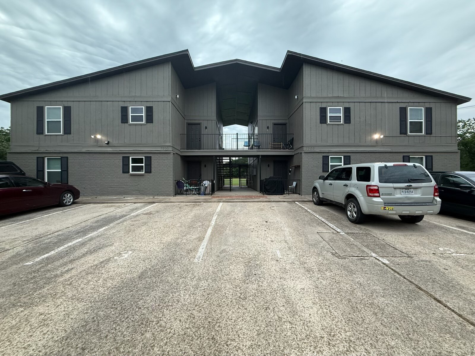 7300 Comanche Trl, Lake Worth, TX for Sale