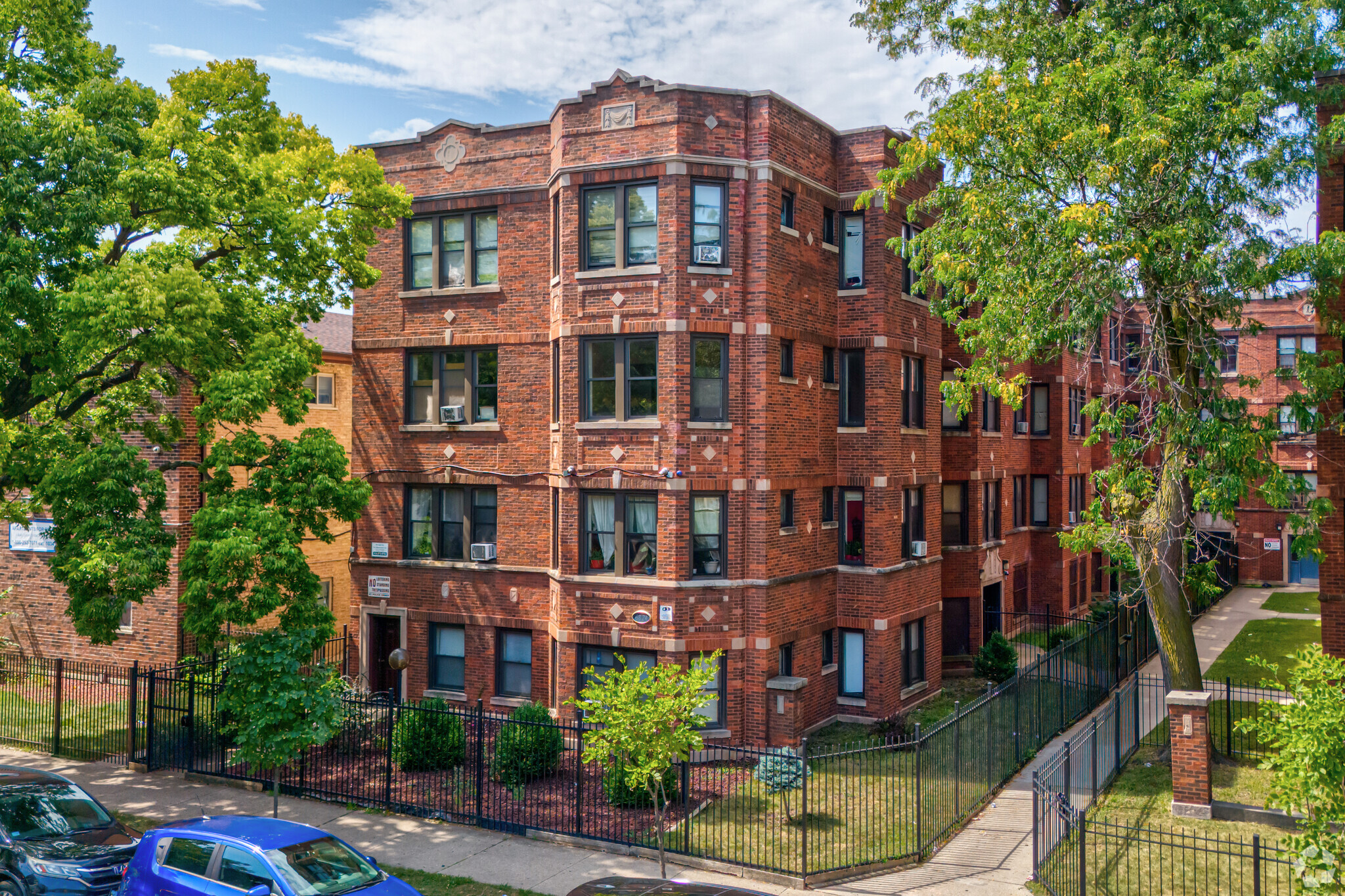 6820-6824 S Perry Ave, Chicago, IL for Sale