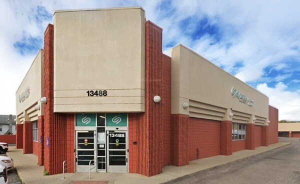 13450-13488 E 11 Mile Rd, Warren, MI for Rent