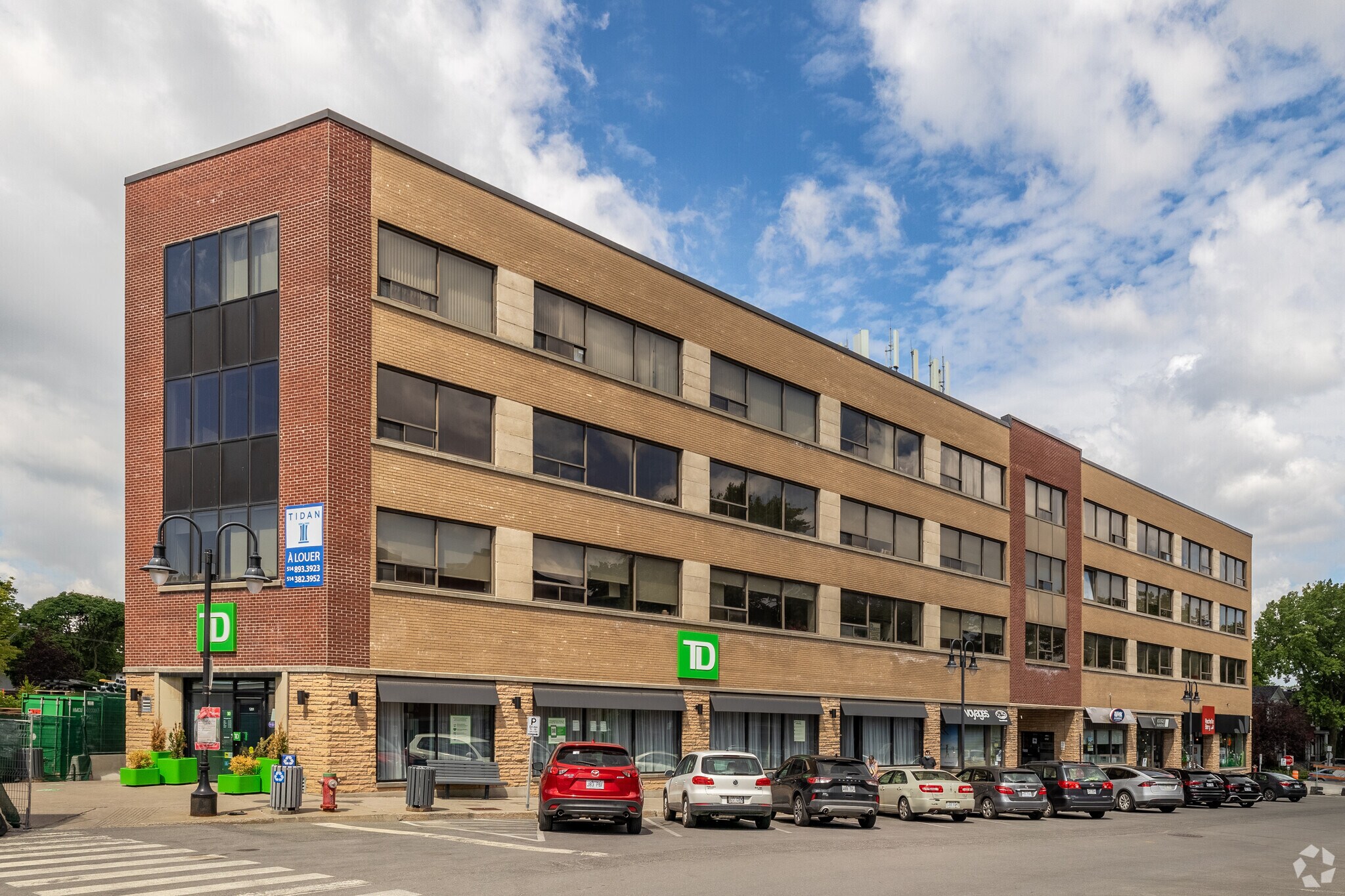 1255-1289 Boul Laird, Mont-Royal, QC for Rent