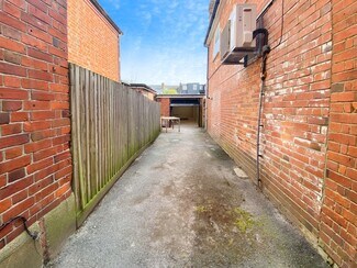 Reading, BKS Industrial - 97 Donnington Rd