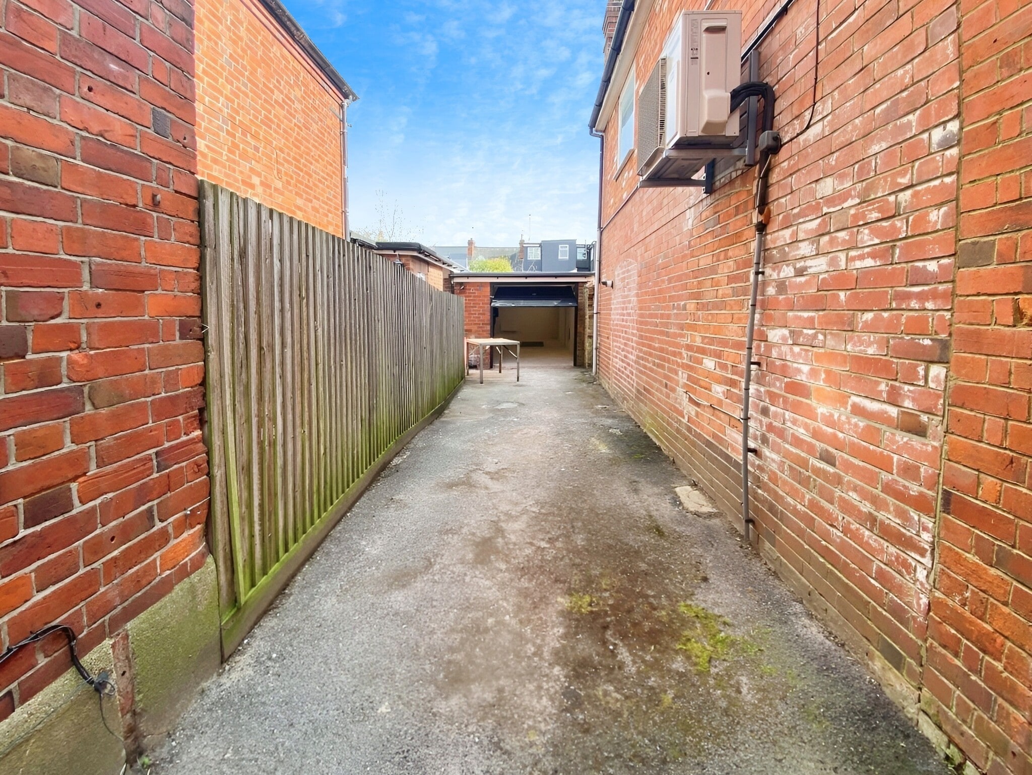 97 Donnington Rd, Reading, BKS for Rent