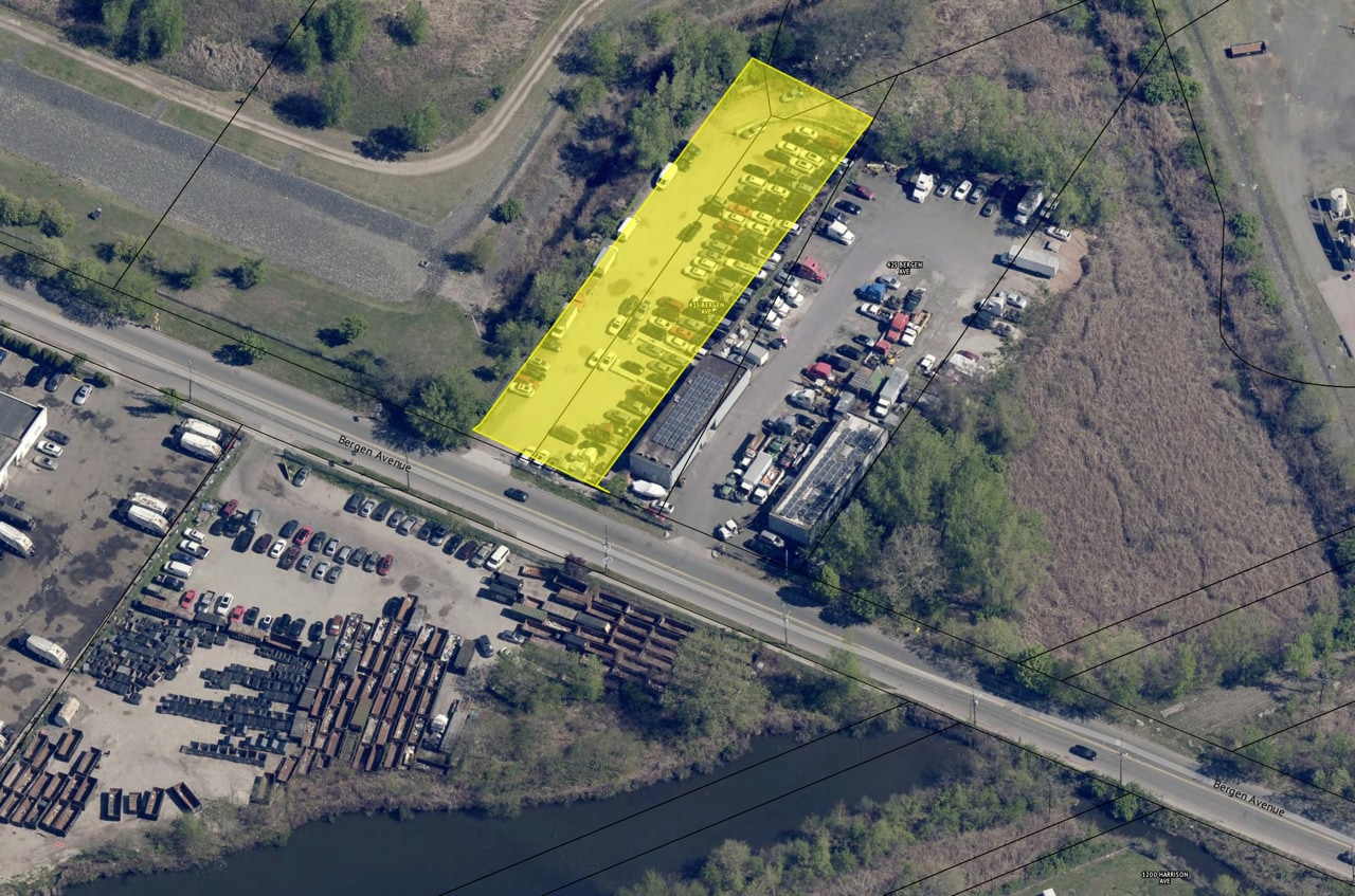 415 Bergen Ave, Kearny, NJ for Sale