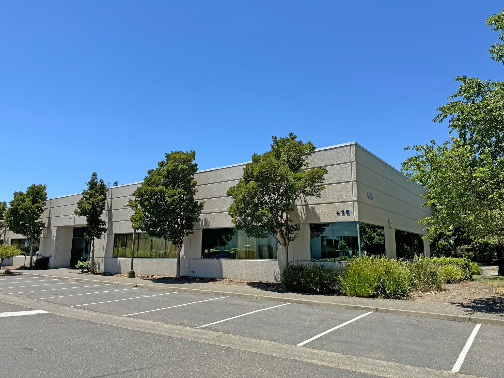 428 Aviation Blvd, Santa Rosa, CA for Sale