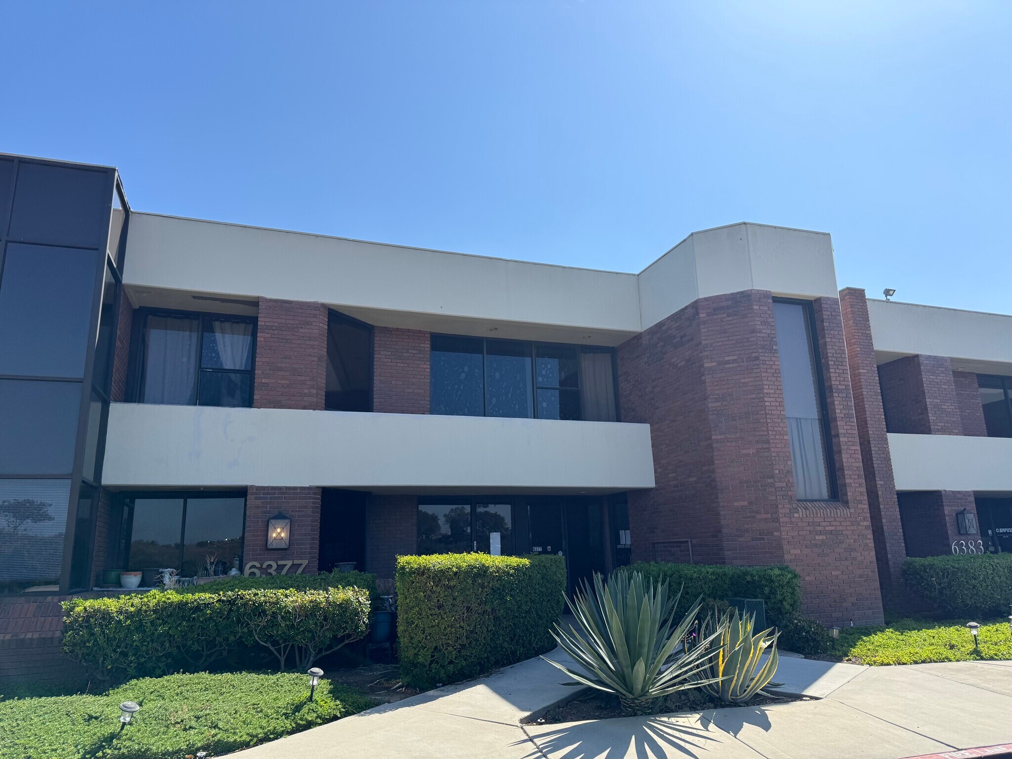 6377 Nancy Ridge Dr, San Diego, CA for Rent
