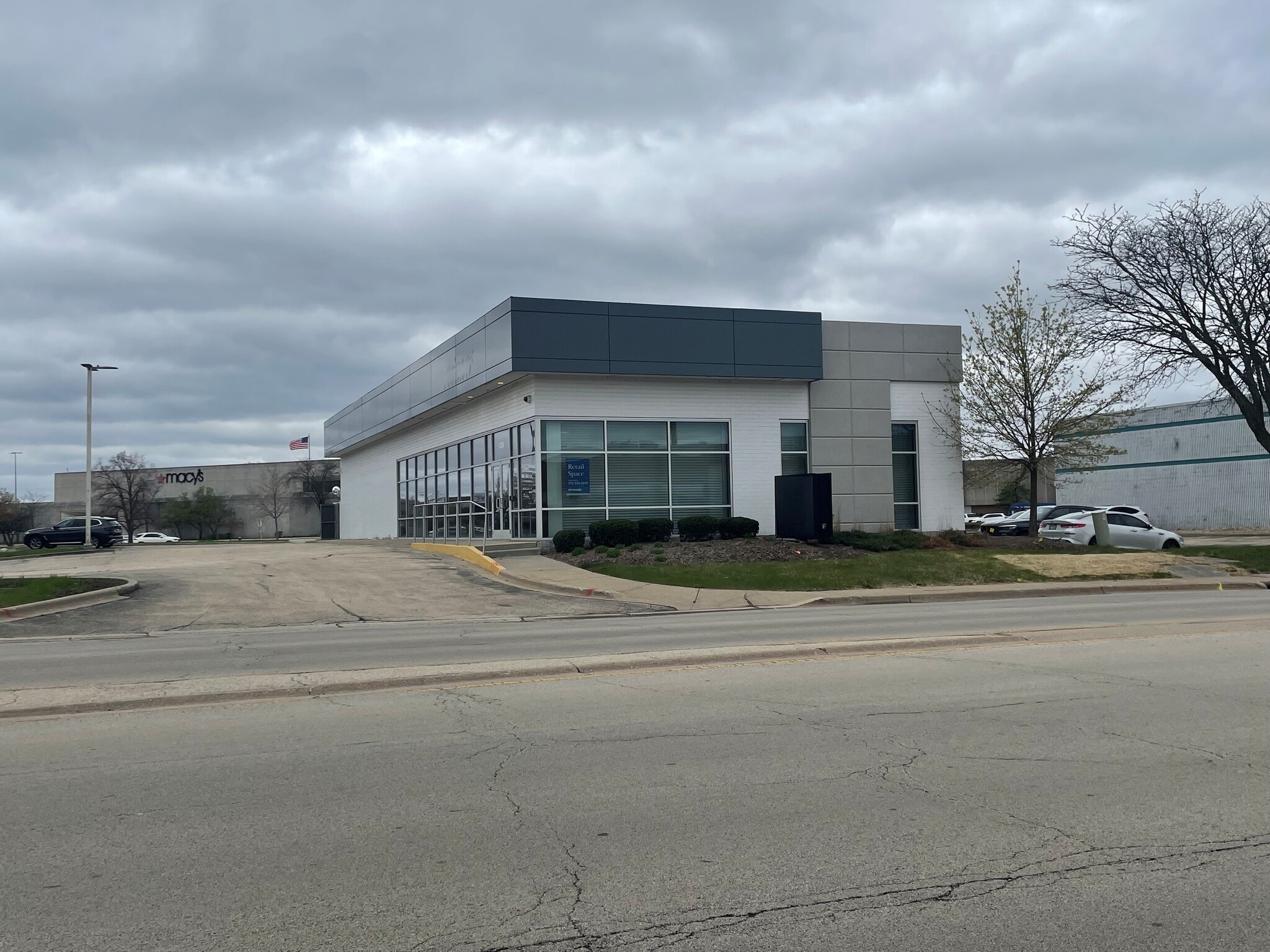 3330 W Mall Loop Dr, Joliet, IL for Rent