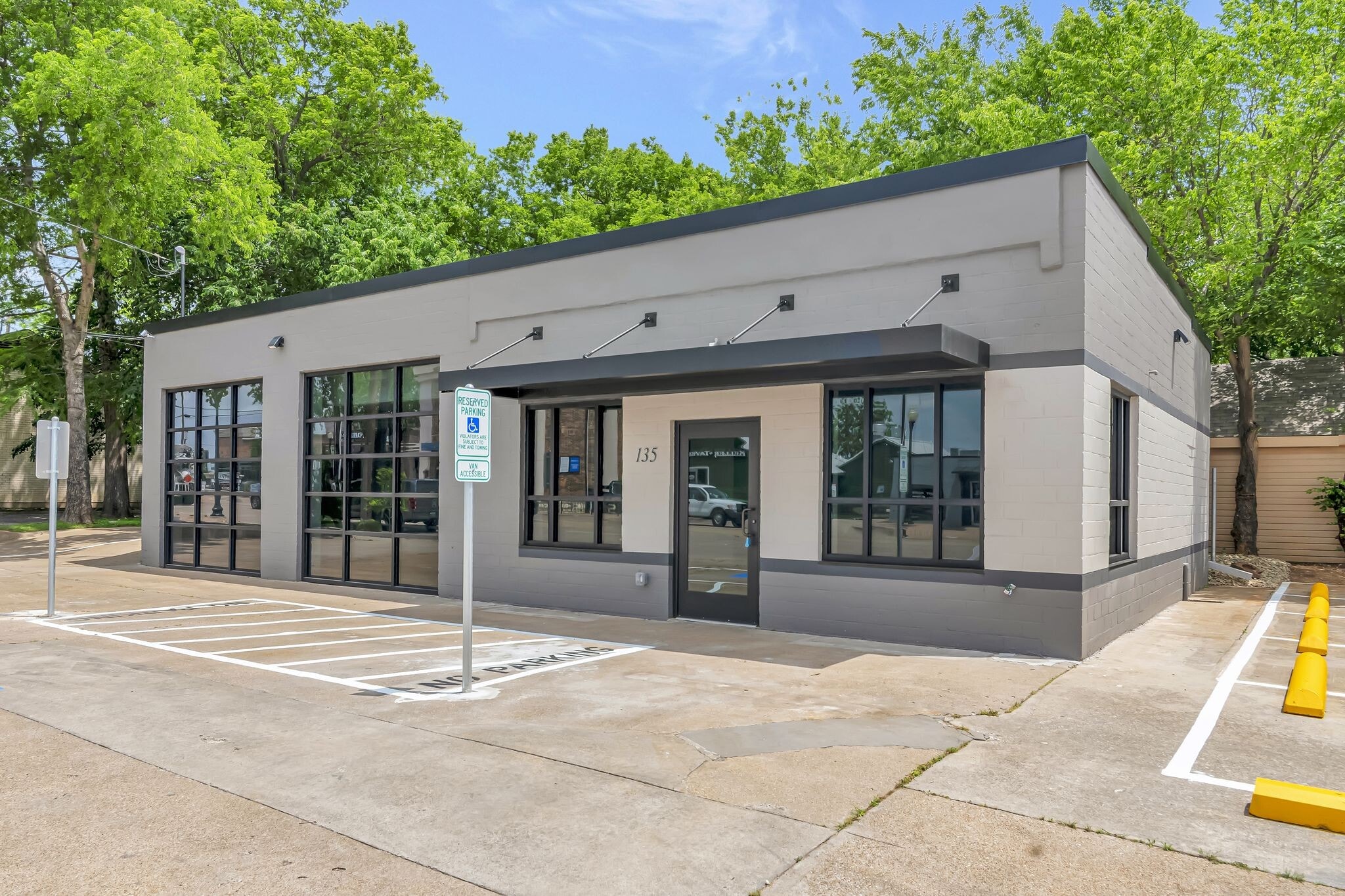 135 S Main St, Keller, TX for Rent