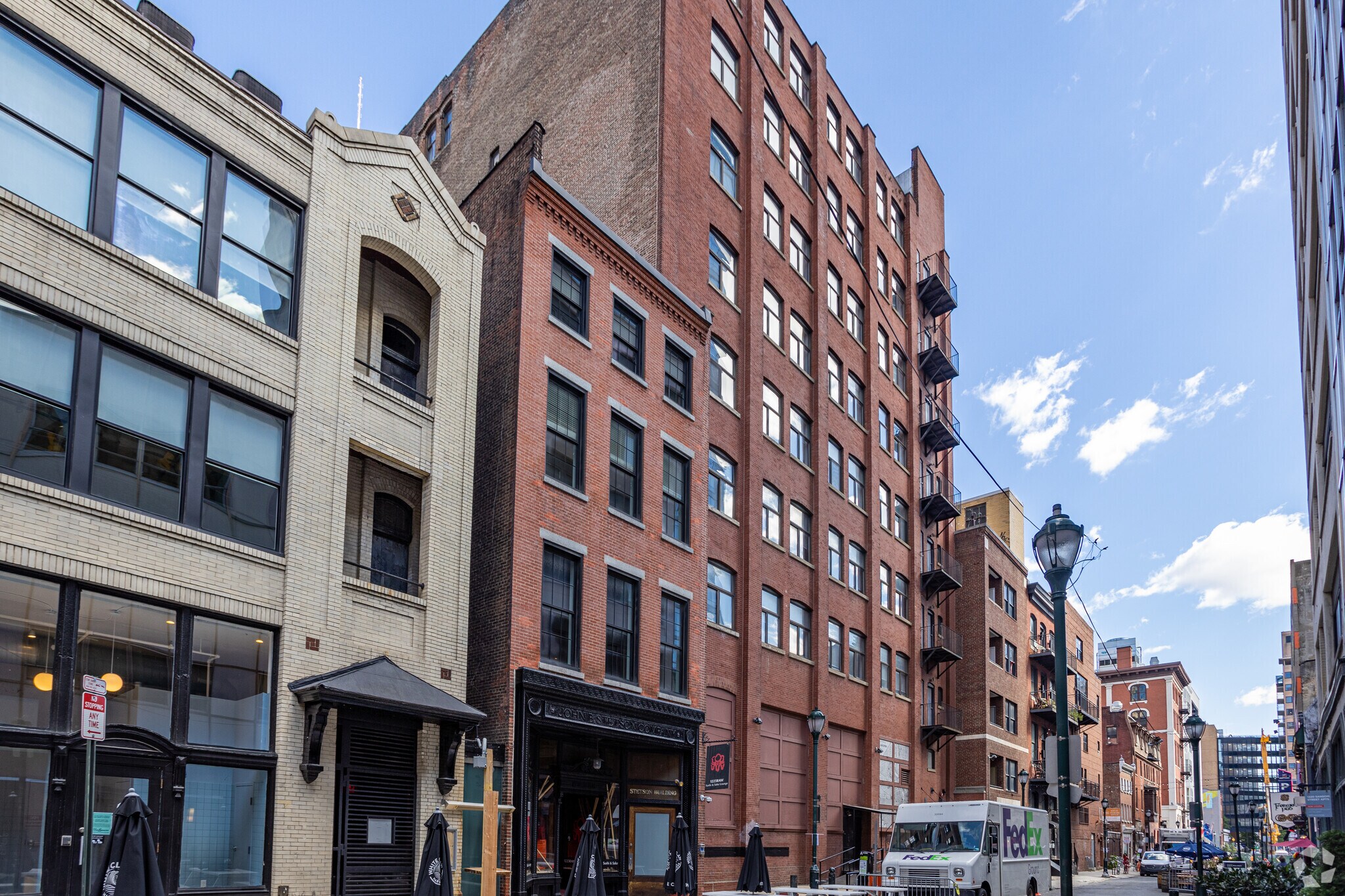 1217 Sansom St, Philadelphia, PA for Rent