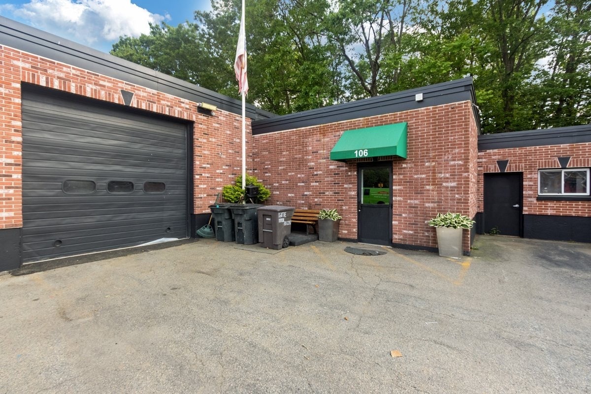 106 River St, Dedham, MA for Sale