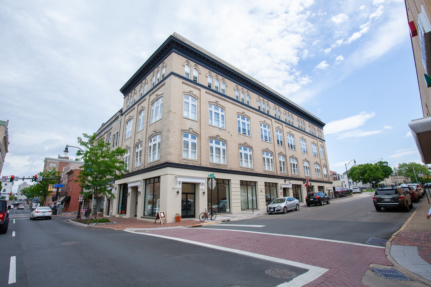 122 S Main St, Harrisonburg, VA for Rent