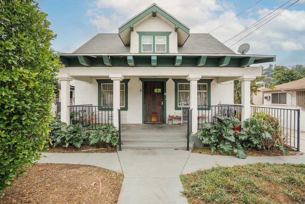 1334-1336 Yosemite Dr, Los Angeles, CA for Sale