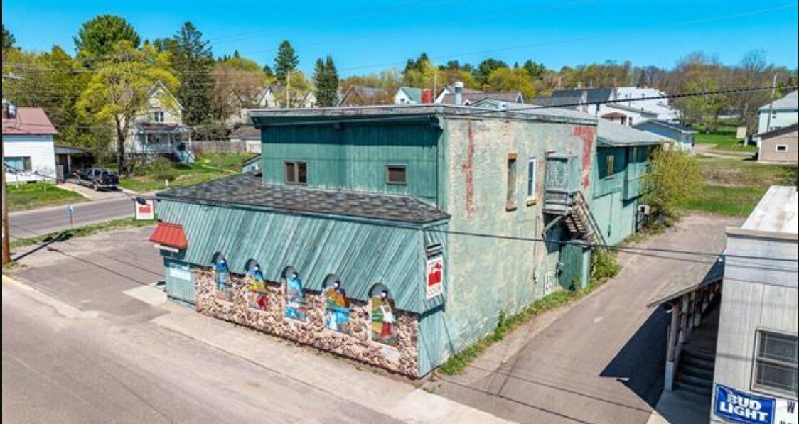 1035 Ethel Ave, Hancock, MI for Sale