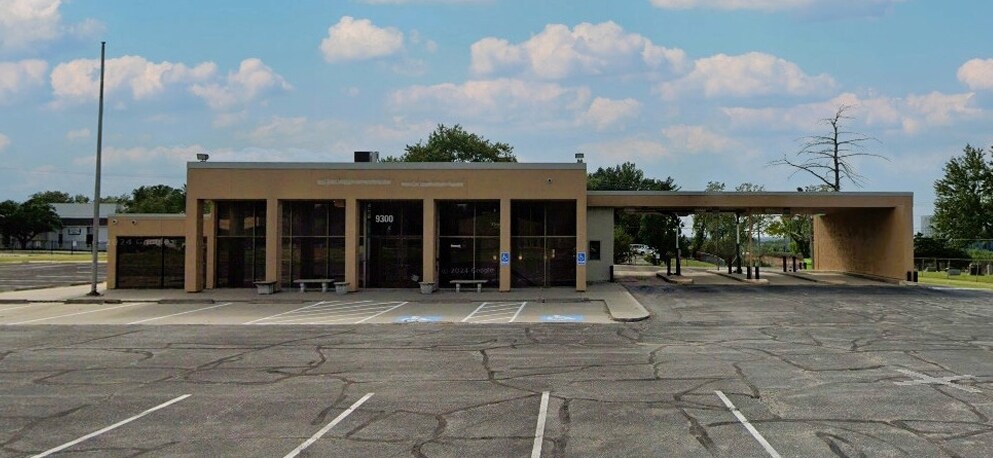 9300 Blue Ridge Blvd, Kansas City, MO for Sale
